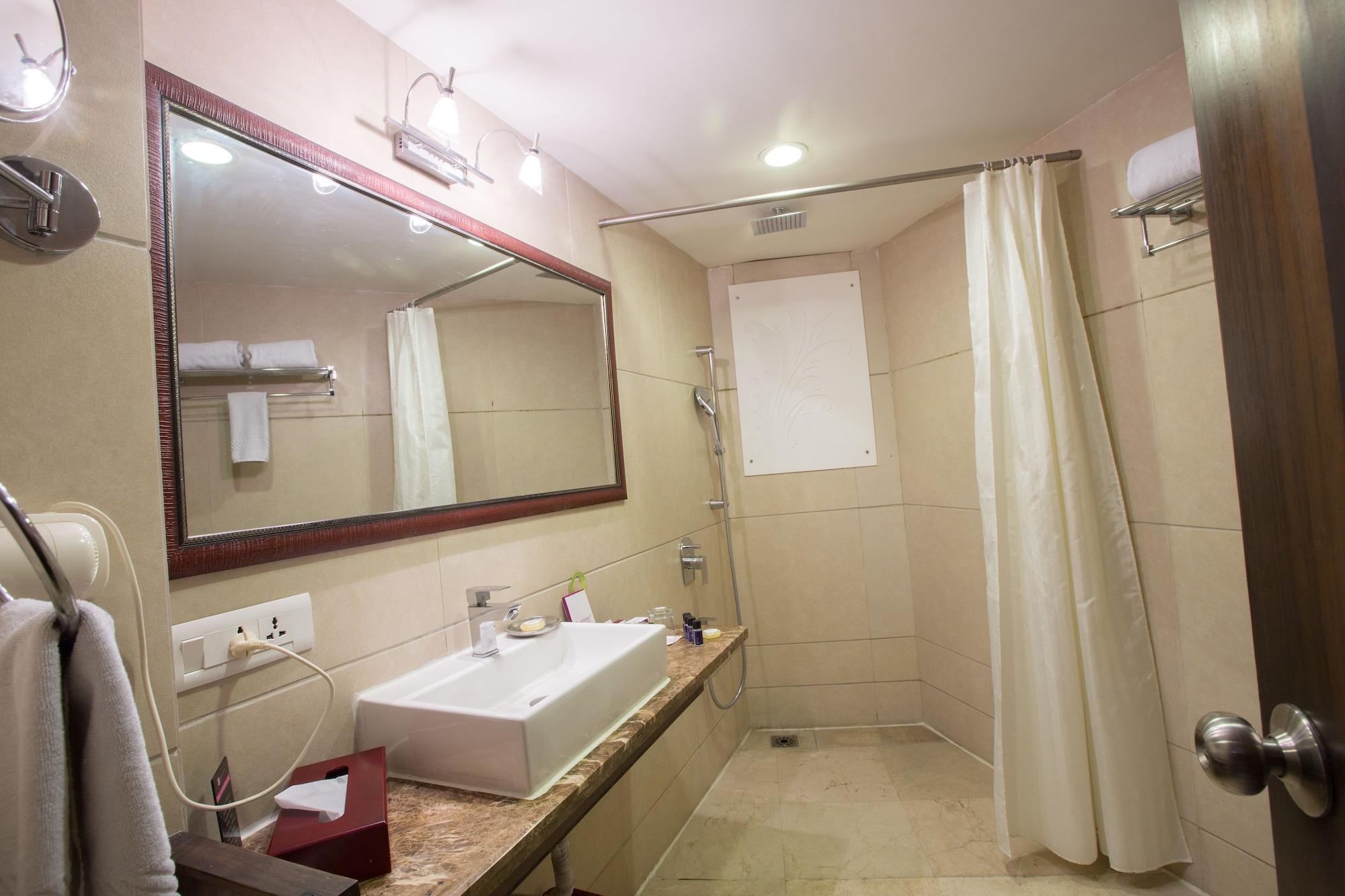 Regenta Central Harimangala Bharuch Экстерьер фото