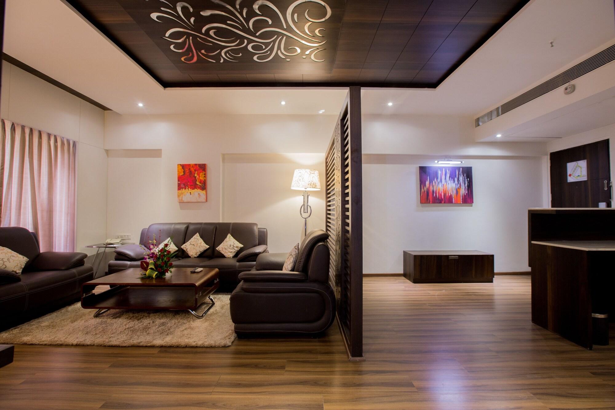 Regenta Central Harimangala Bharuch Экстерьер фото