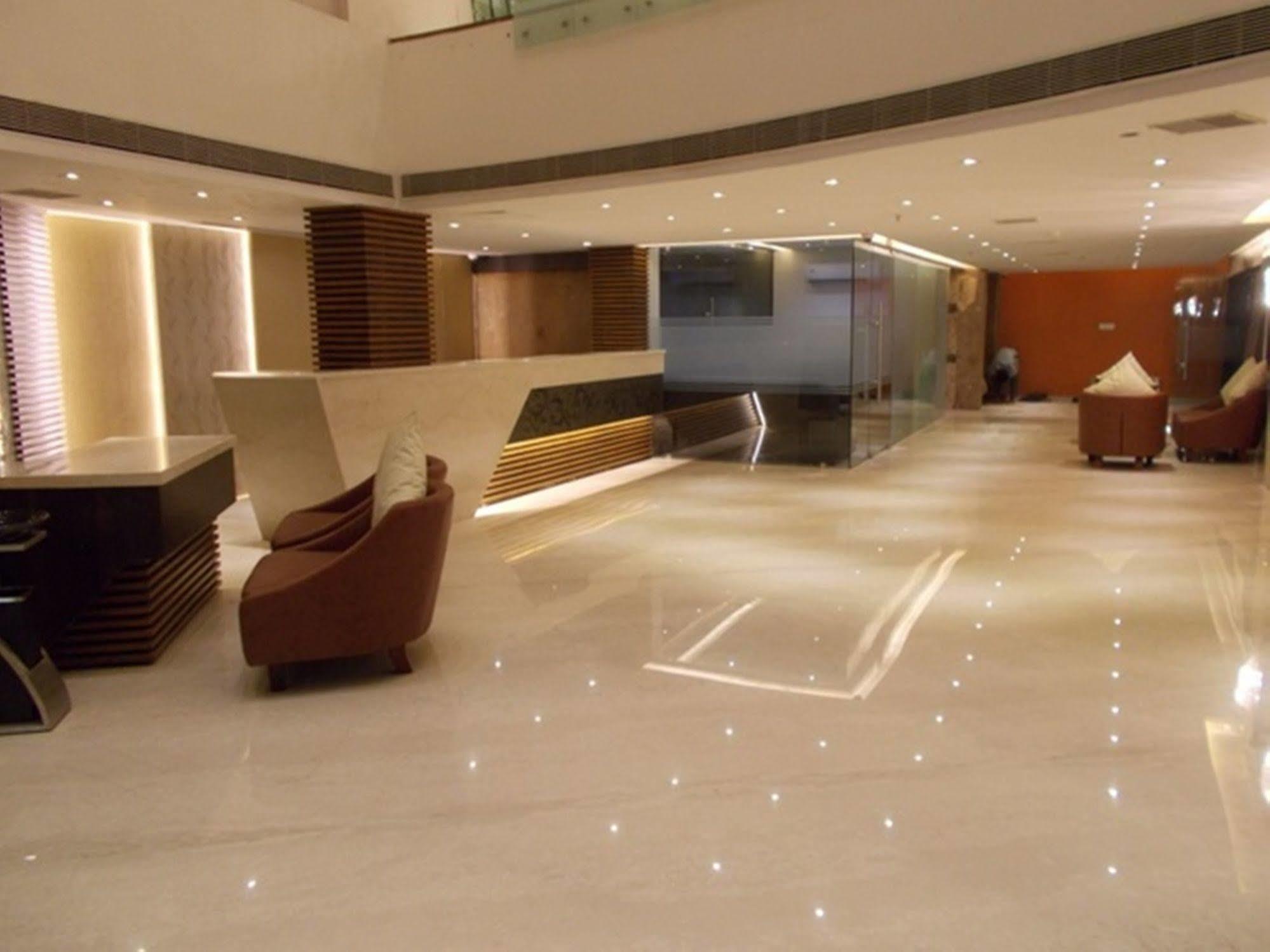Regenta Central Harimangala Bharuch Экстерьер фото
