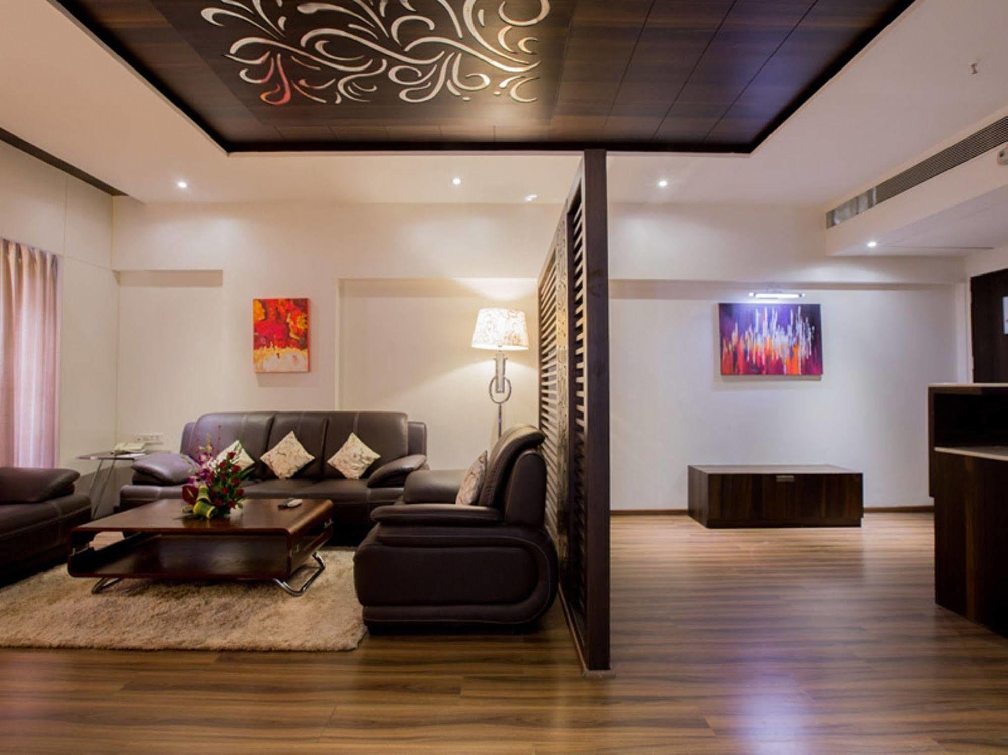 Regenta Central Harimangala Bharuch Экстерьер фото