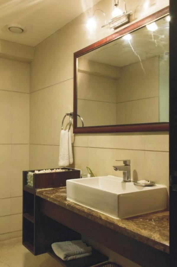 Regenta Central Harimangala Bharuch Экстерьер фото